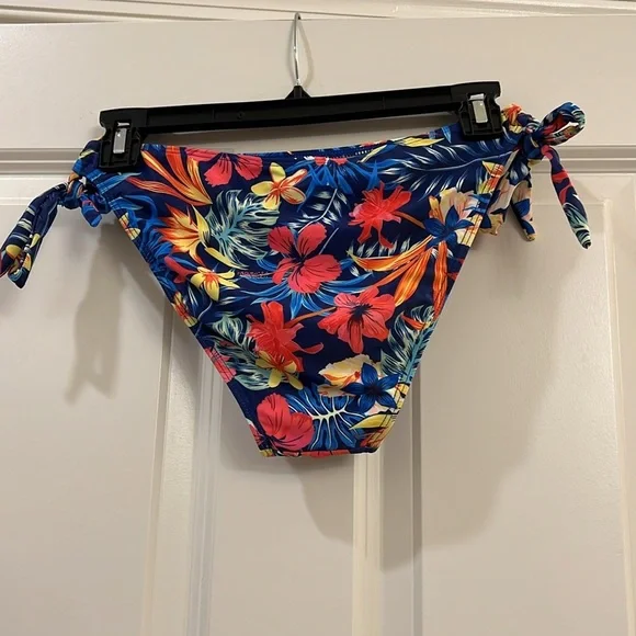 Ladies swim bikini bottoms - Picture 2 of 3